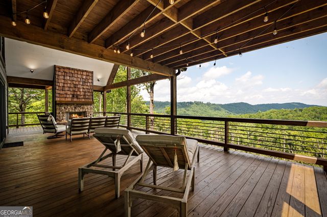 363 Griffith Parkway, Blue Ridge, GA 30513