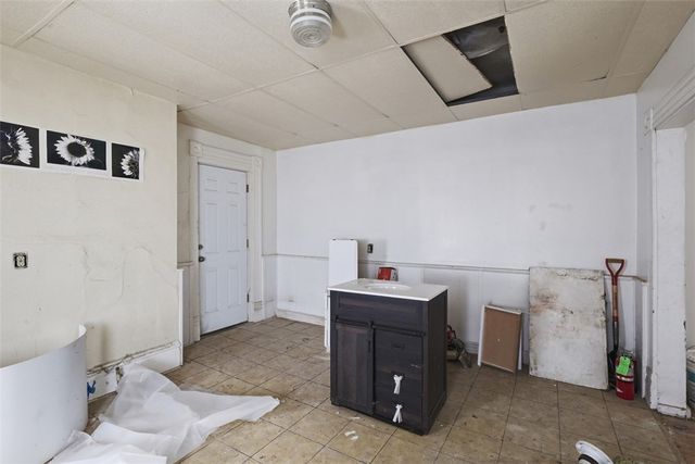 225 Rothman St, Arlington, PA 15210