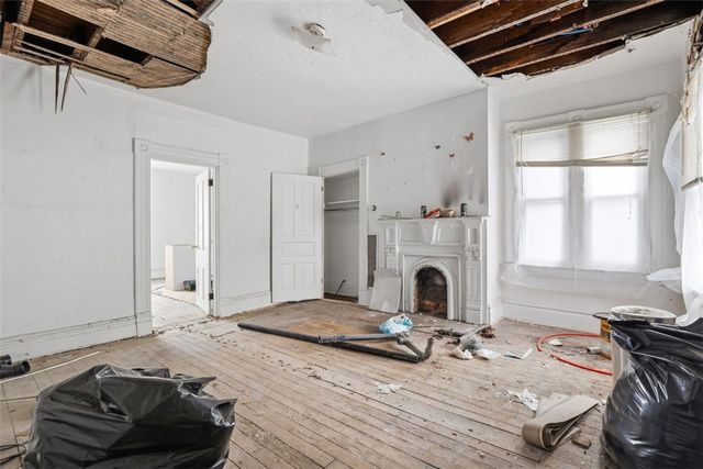 225 Rothman St, Arlington, PA 15210