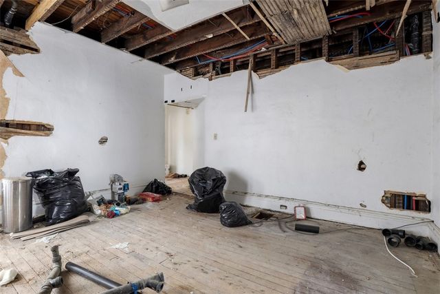 225 Rothman St, Arlington, PA 15210