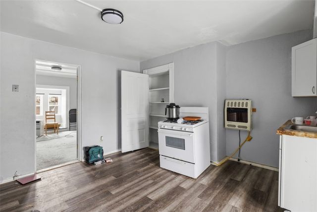 225 Rothman St, Arlington, PA 15210