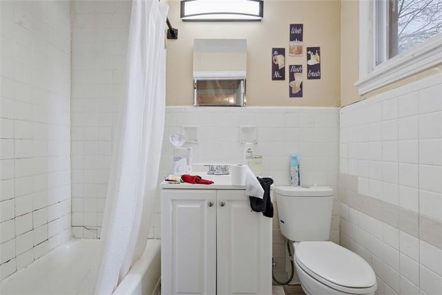 225 Rothman St, Arlington, PA 15210