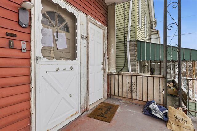 225 Rothman St, Arlington, PA 15210