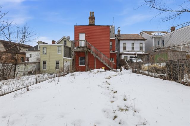 225 Rothman St, Arlington, PA 15210