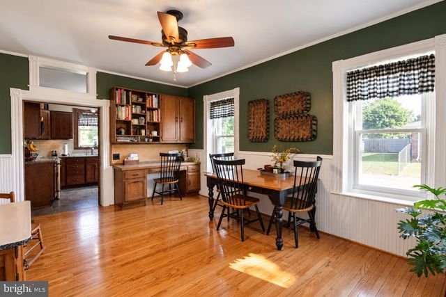 5 BOWERS RD, Reading, PA 19605