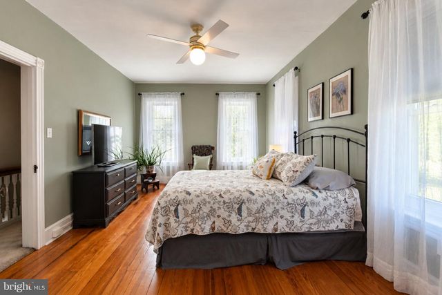 5 BOWERS RD, Reading, PA 19605