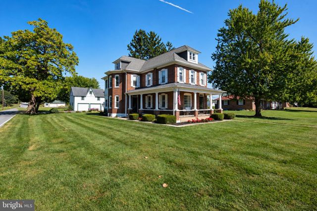 5 BOWERS RD, Reading, PA 19605