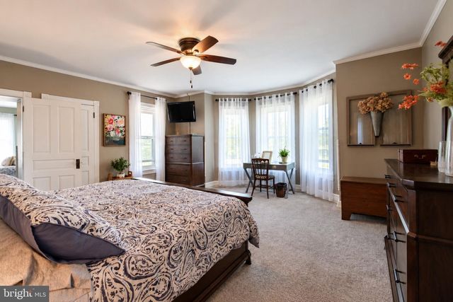 5 BOWERS RD, Reading, PA 19605