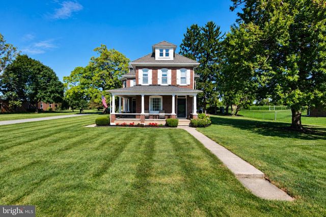 5 BOWERS RD, Reading, PA 19605