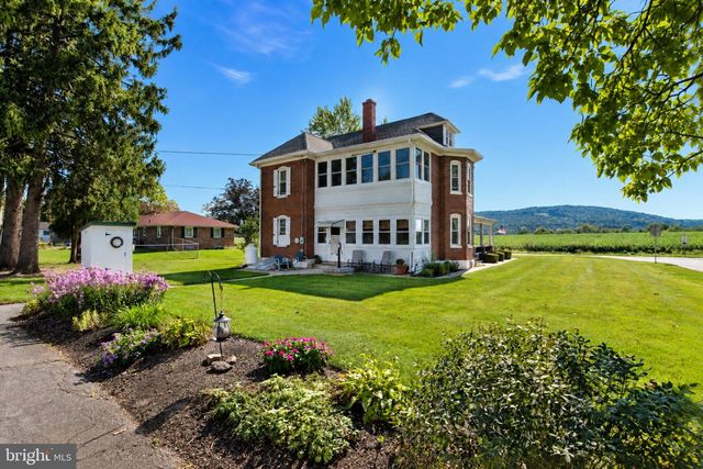 5 BOWERS RD, Reading, PA 19605