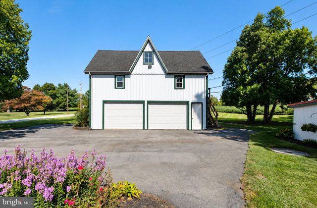 5 BOWERS RD, Reading, PA 19605