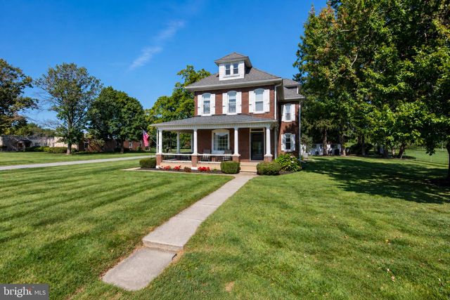 5 BOWERS RD, Reading, PA 19605