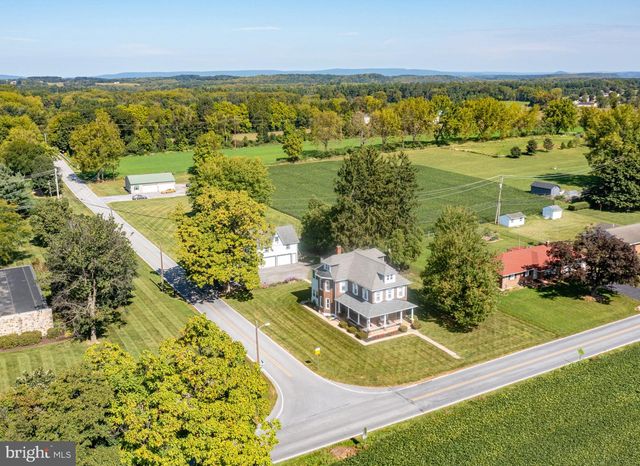 5 BOWERS RD, Reading, PA 19605