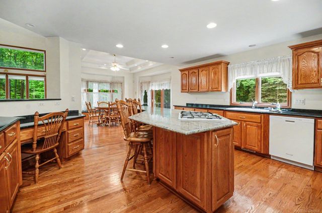 11684 Majestic Court, Shelby Twp, MI 48315
