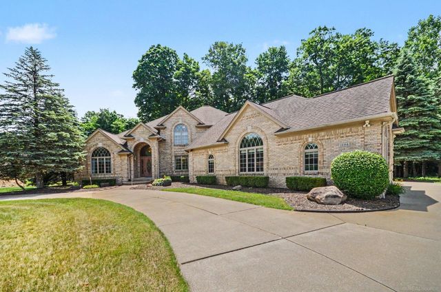 11684 Majestic Court, Shelby Twp, MI 48315