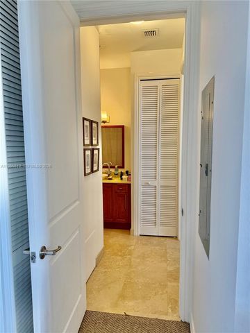 1805 Ponce De Leon Blvd 823, Coral Gables, FL 33134