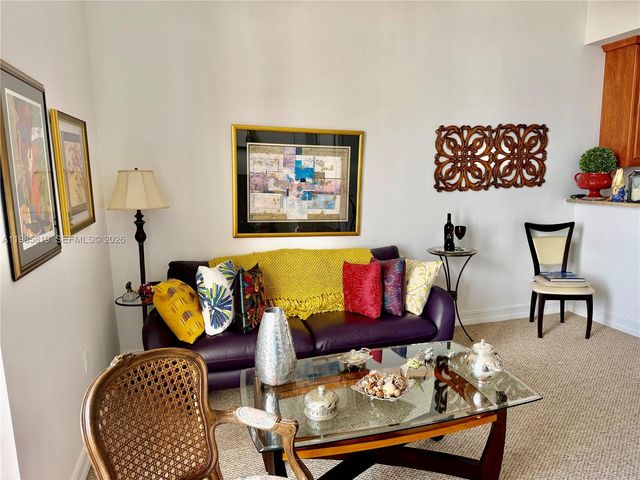 1805 Ponce De Leon Blvd 823, Coral Gables, FL 33134