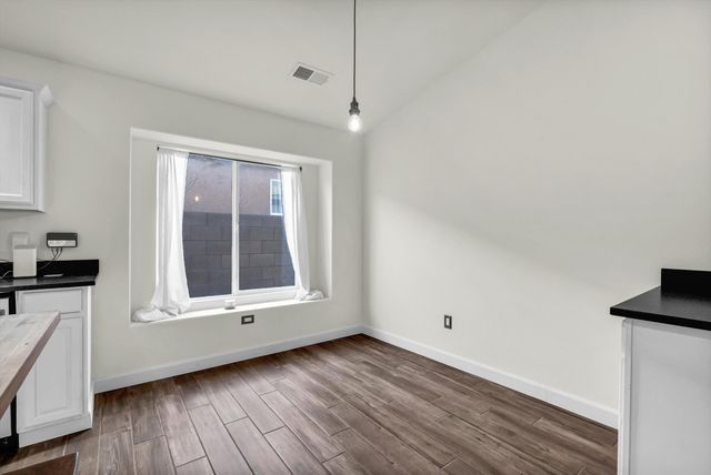 537 Soothing Meadows Drive NE, Rio Rancho, NM 87144