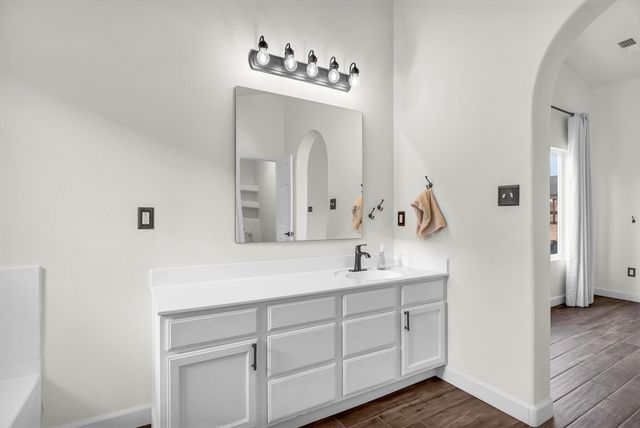 537 Soothing Meadows Drive NE, Rio Rancho, NM 87144