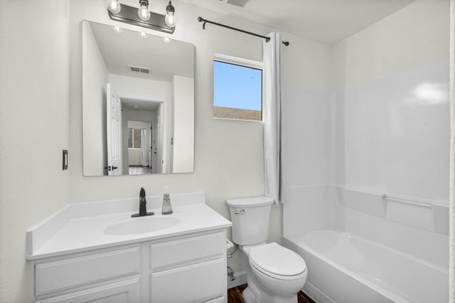 537 Soothing Meadows Drive NE, Rio Rancho, NM 87144