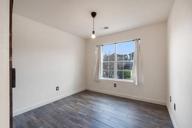 537 Soothing Meadows Drive NE, Rio Rancho, NM 87144