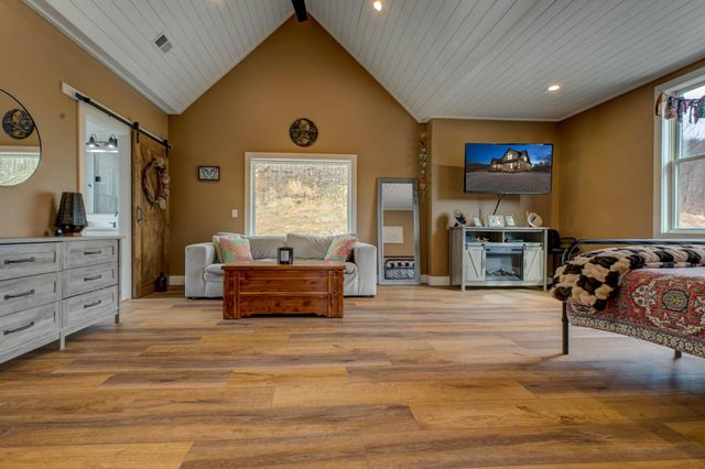 4680 HWY 213, Jeffersonville, KY 40337