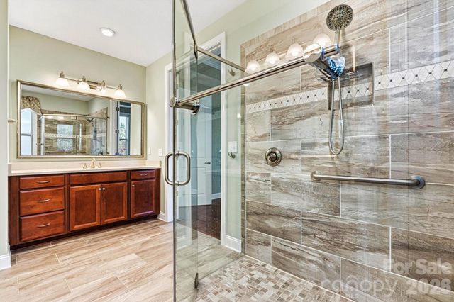 6313 Good News Drive, Charlotte, NC 28215