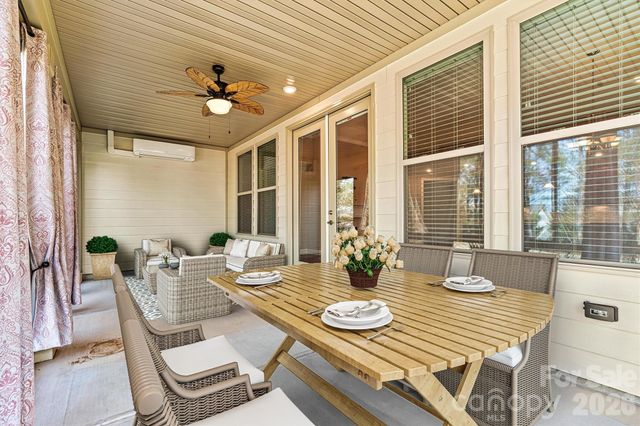 6313 Good News Drive, Charlotte, NC 28215