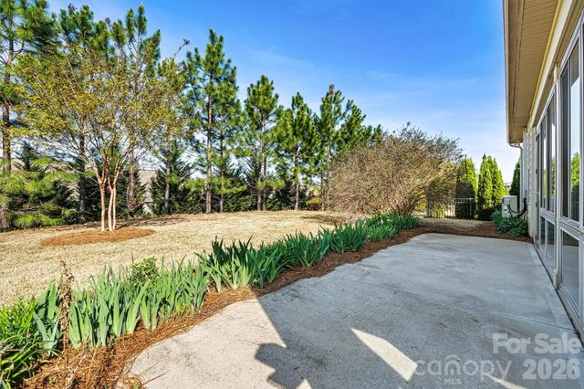 6313 Good News Drive, Charlotte, NC 28215