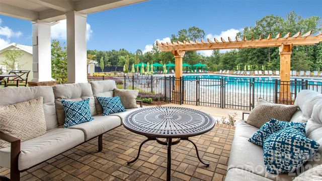 6313 Good News Drive, Charlotte, NC 28215