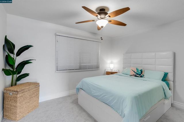 1 Embarcadero W 164, Oakland, CA 94607