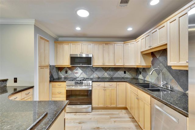 1200 Choquette DR, Austin, TX 78757