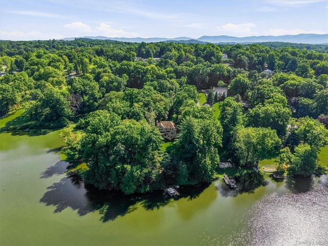 9 Short Road, New Windsor, NY 12553