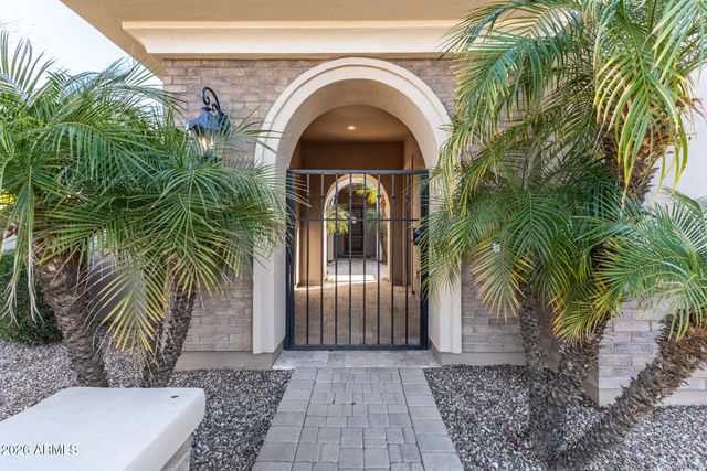 4261 S IOWA Street, Chandler, AZ 85248