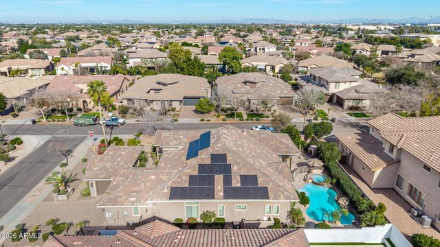 4261 S IOWA Street, Chandler, AZ 85248