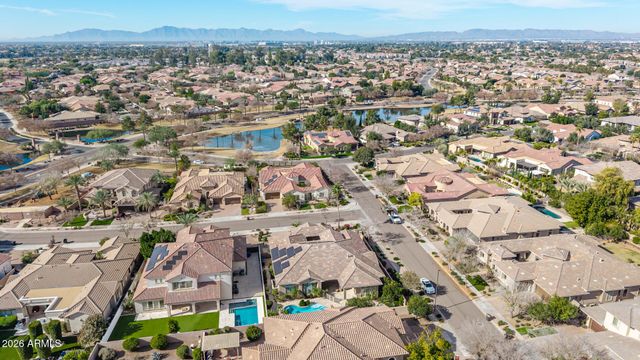 4261 S IOWA Street, Chandler, AZ 85248