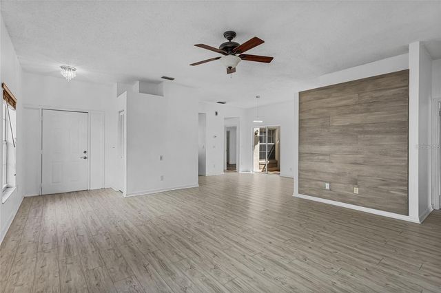 5673 PARKVIEW LAKE DRIVE, Orlando, FL 32821