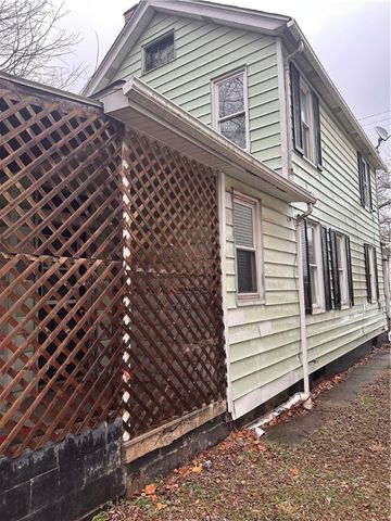 1923 6th Ave, Beaver Falls, PA 15010