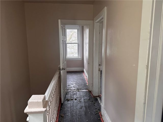 1923 6th Ave, Beaver Falls, PA 15010