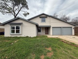 507 Parker Drive, Euless, TX 76039