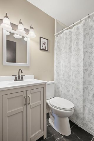 1713 Kelton Avenue, Columbus, OH 43207