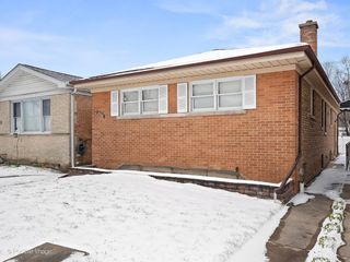 7516 N California Avenue, Chicago, IL 60645