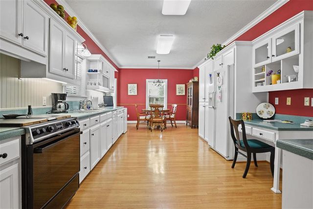 702 Desoto Street, Lake Charles, LA 70607