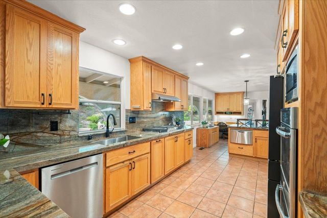 8103 Crestview Court, Gilroy, CA 95020