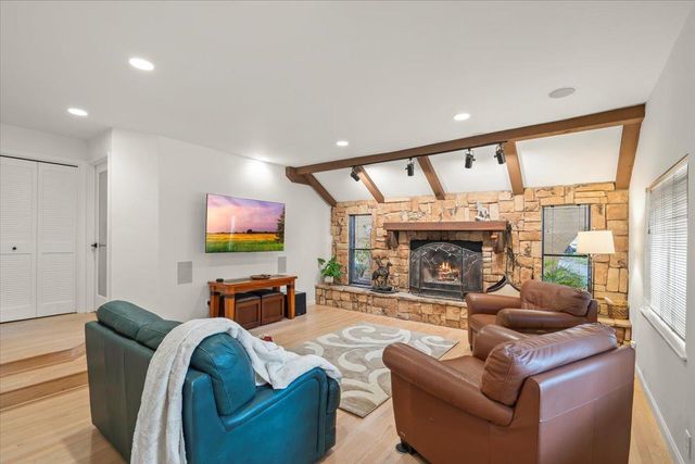 8103 Crestview Court, Gilroy, CA 95020