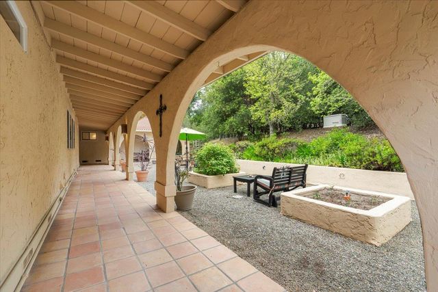 8103 Crestview Court, Gilroy, CA 95020