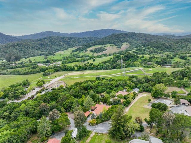 8103 Crestview Court, Gilroy, CA 95020