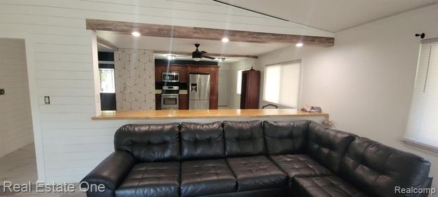 20120 Salisbury Street, Saint Clair Shores, MI 48080