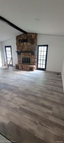 20120 Salisbury Street, Saint Clair Shores, MI 48080