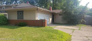 20120 Salisbury Street, Saint Clair Shores, MI 48080